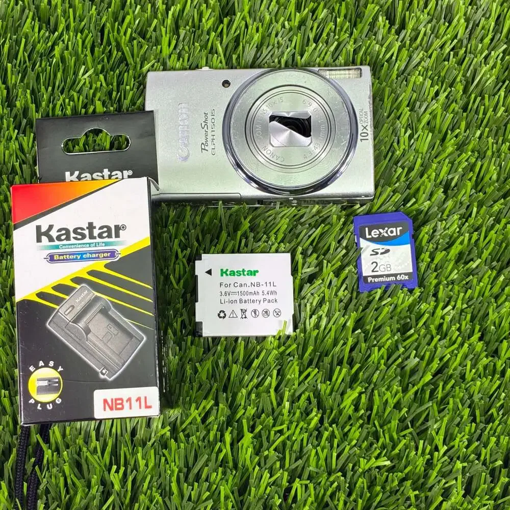 Canon PowerShot ELPH 150 IS 20.0 Megapixel Compact Digital Camera Bundle
